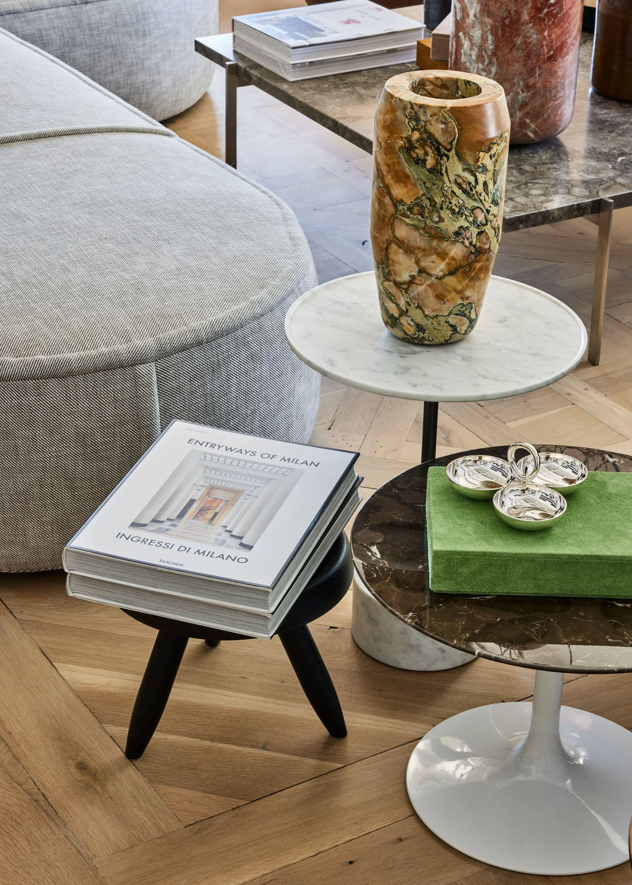 Eero Saarinen Small Round Coffee Table with Espresso Marble Top & White Base by Knoll