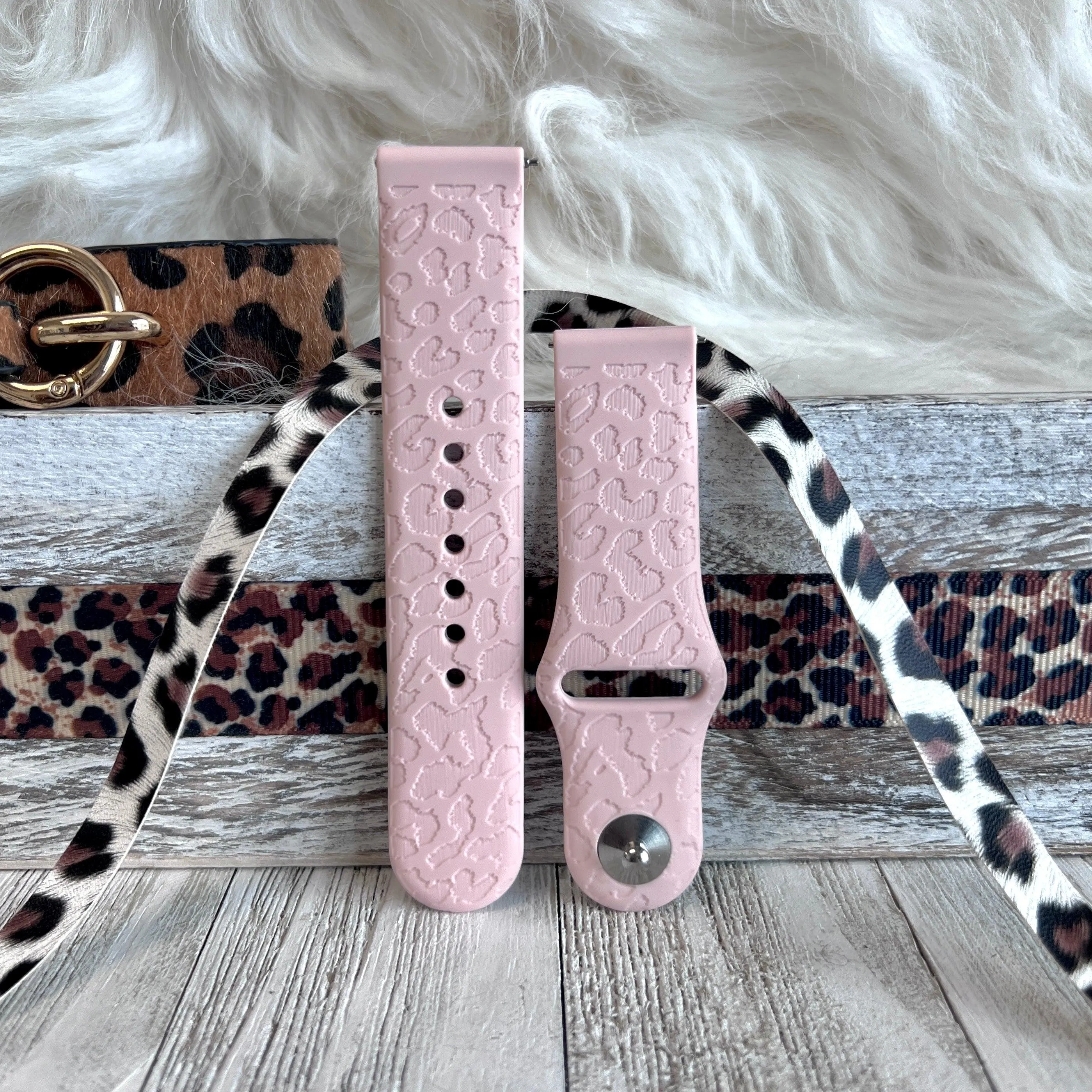 Engraved Pink Sand Leopard Silicone Band For Samsung Watch