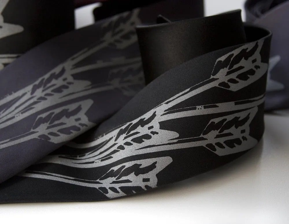 Quiver: Arrows Print Necktie