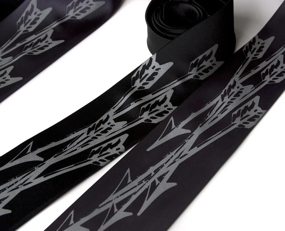 Quiver: Arrows Print Necktie