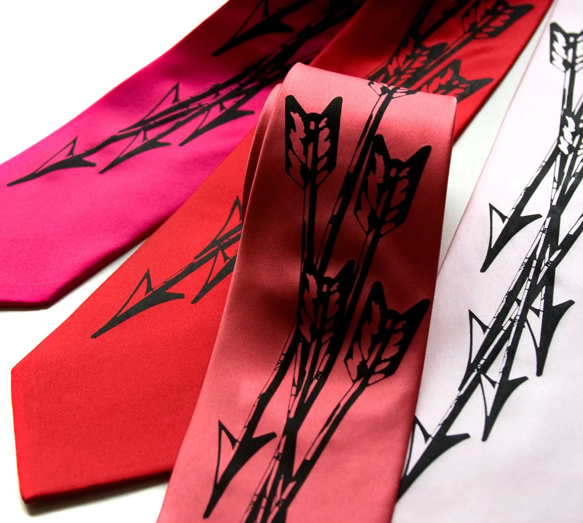 Quiver: Arrows Print Necktie