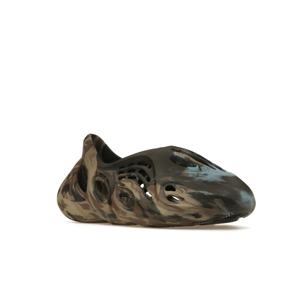 Yeezy Foam RNNR MX Cinder